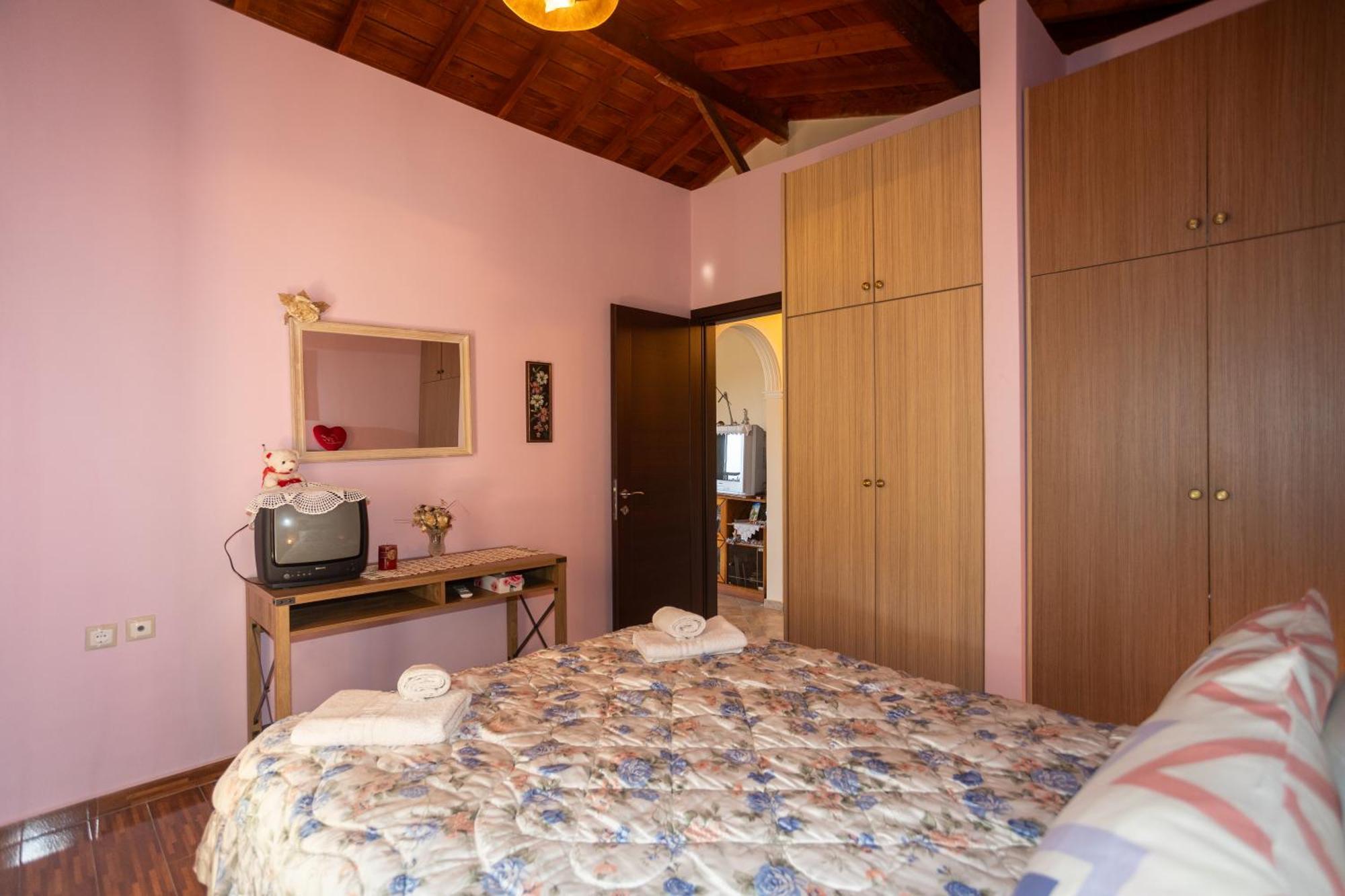 Alexis & Loula Village House Arkadades Exterior photo