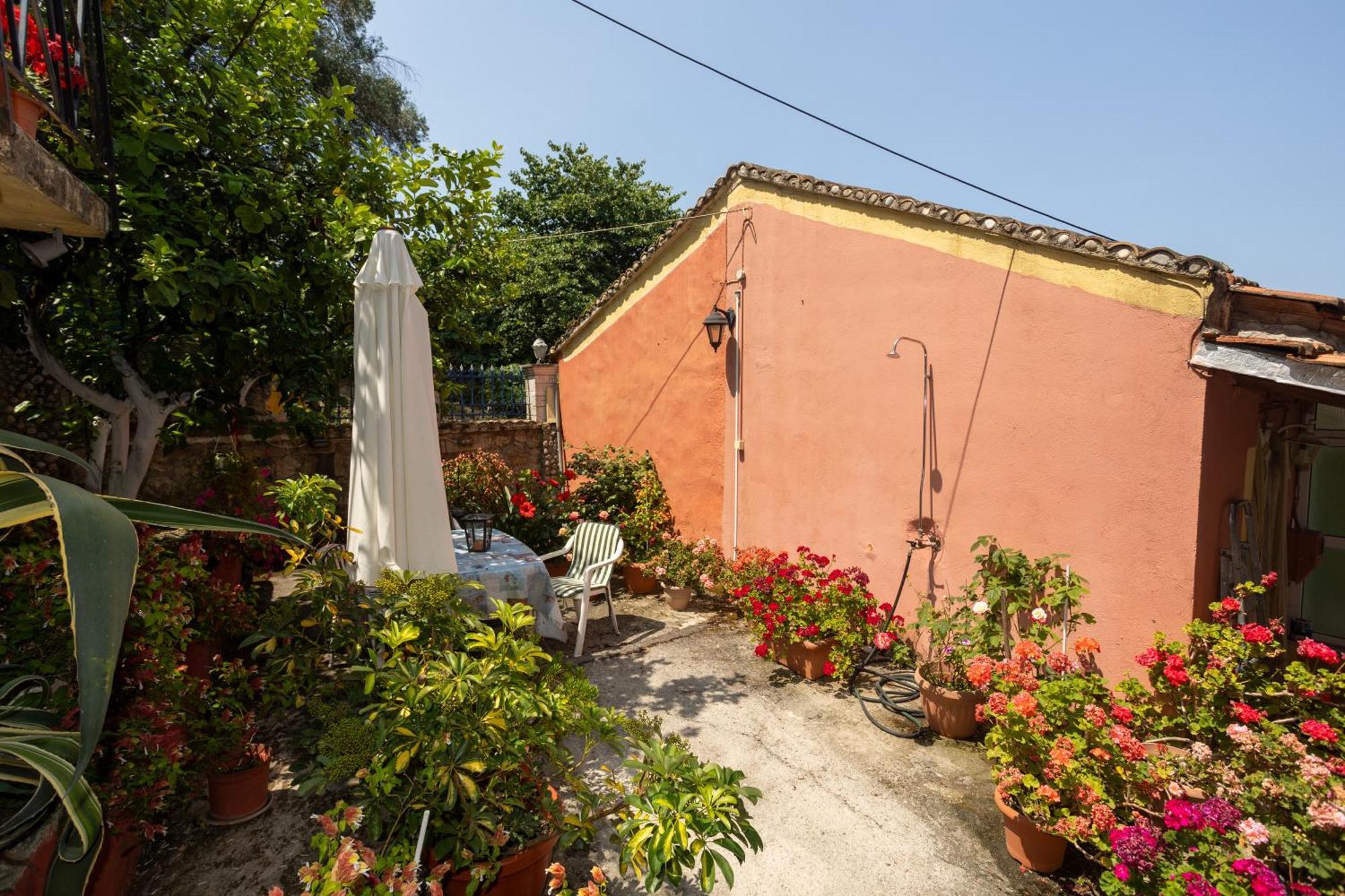 Alexis & Loula Village House Arkadades Exterior photo