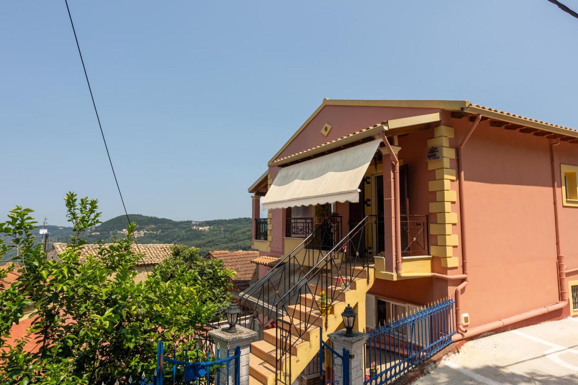 Alexis & Loula Village House Arkadades Exterior photo